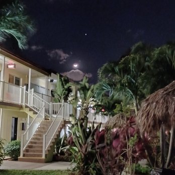 Oceans Beach Resort - Grounds - Resorts Near Me - Pompano Beach, Florida Oceans Beach Resort - Grounds - Resorts Near Me - Pompano Beach, Florida
