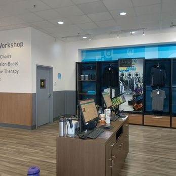 Chuze Fitness - Reception/check in - Tanning Near Me - Tucson, Arizona