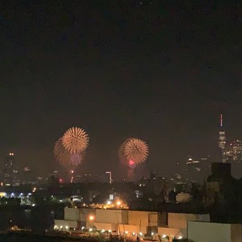 Brooklyn Grange Farm & Farmstand - July 4th celebration event: July 4th fireworks - Farmers Market Near Me - Brooklyn, New York Brooklyn Grange Farm & Farmstand - July 4th celebration event: July 4th fireworks - Farmers Market Near Me - Brooklyn, New York
