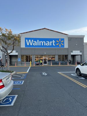 Walmart Supercenter by null