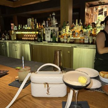 Castaway Burbank - Bar - Bars Near Me - Burbank, California