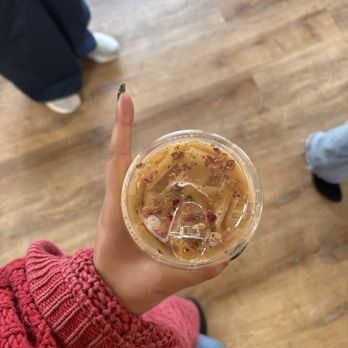 The Mellow SF - iced rose latte with oat milk - Nurseries & Gardening Near Me - San Francisco, California The Mellow SF - iced rose latte with oat milk - Nurseries & Gardening Near Me - San Francisco, California