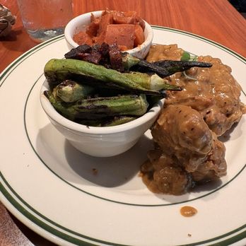 Fixins Soul Kitchen - Smothered Chicken, okra and sweet potatoes - Soul Food Near Me - Los Angeles, California Fixins Soul Kitchen - Smothered Chicken, okra and sweet potatoes - Soul Food Near Me - Los Angeles, California