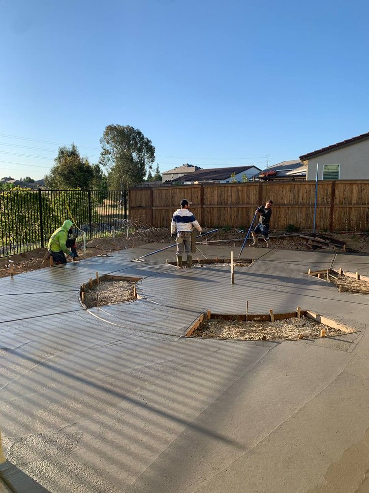 Slide of R and G Construction and  Engineering