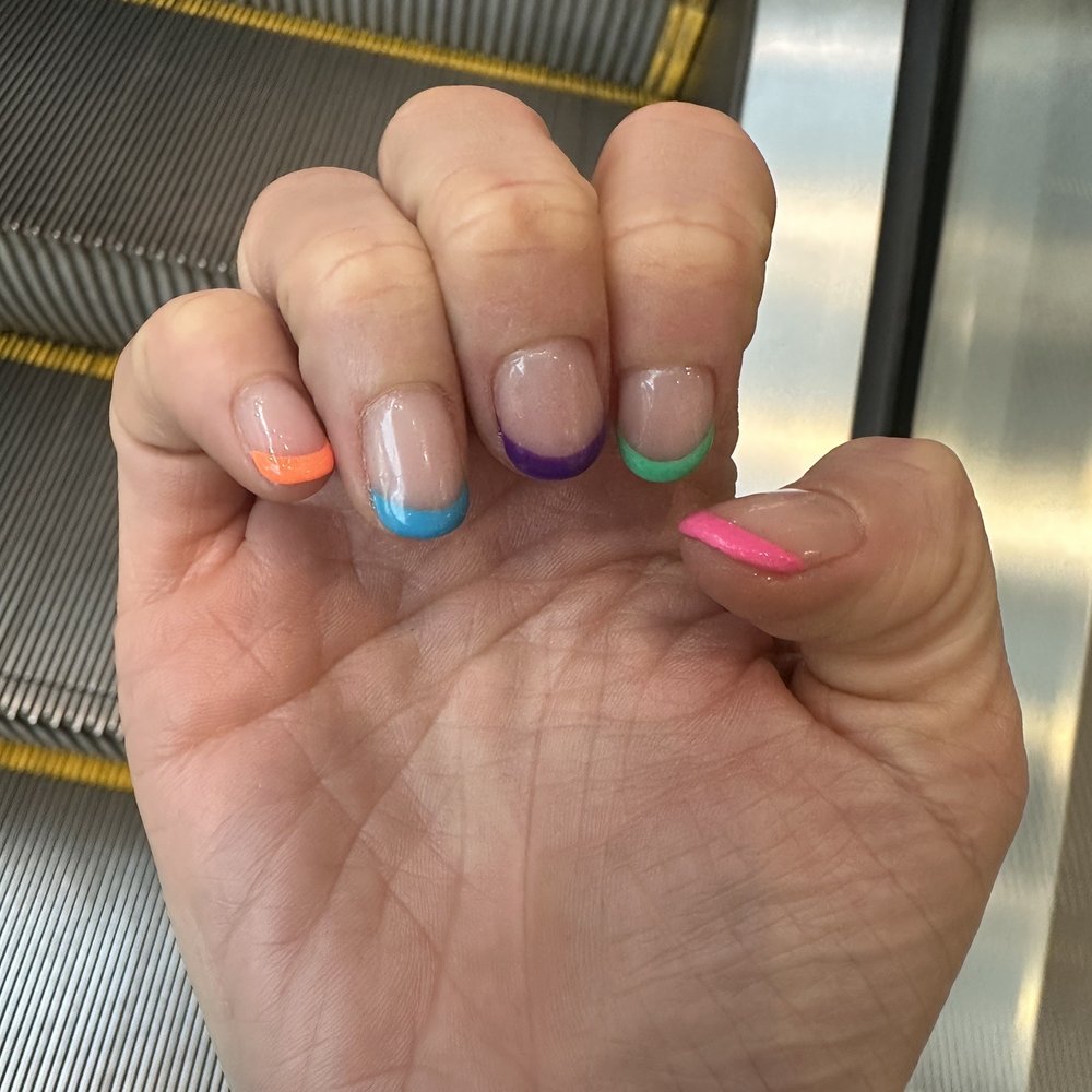 Neon French tips Neon French tips