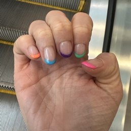 Neon French tips Neon French tips