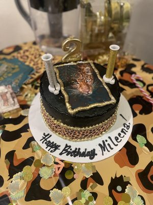 Cake and Art by null