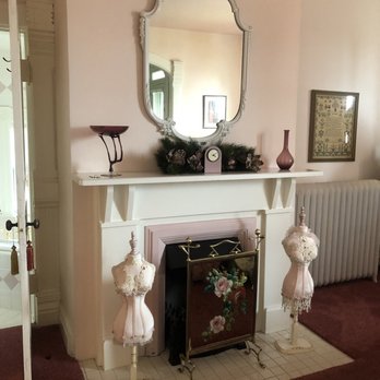 The Heather House - Fireplace - Bed & Breakfast Near Me - Marine City, Michigan The Heather House - Fireplace - Bed & Breakfast Near Me - Marine City, Michigan