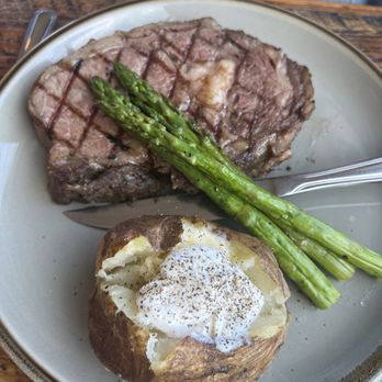 Ninepipes Lodge - Prime rib. Note the extra touch with grill marks! - Hotels Near Me - Charlo, Montana