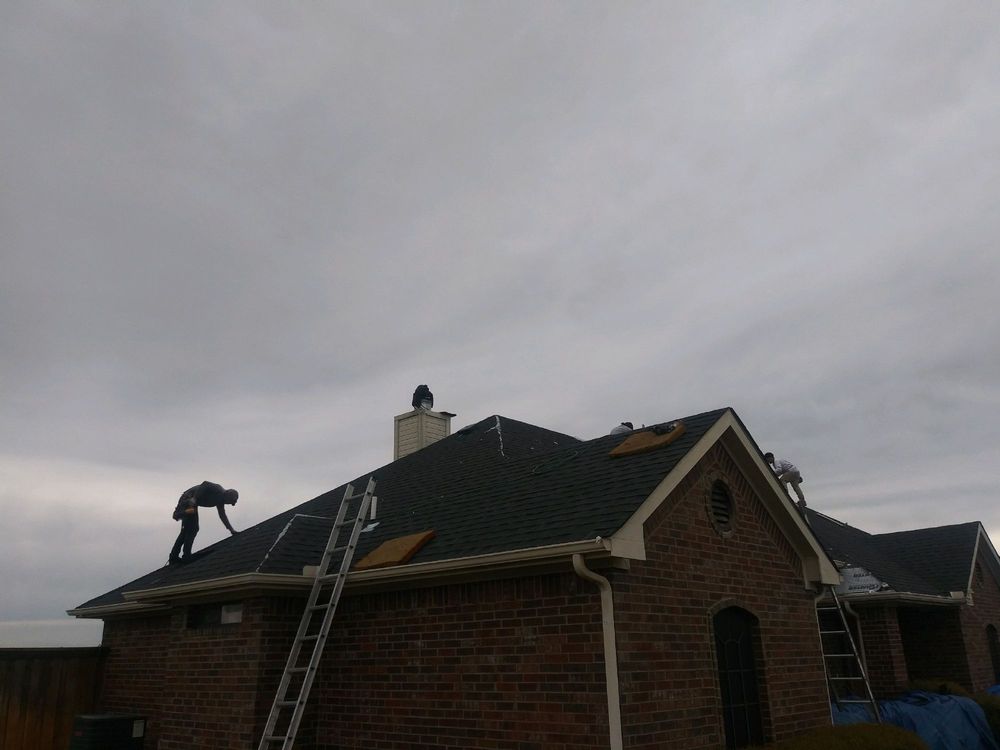 Slide of FTX Roofing & Remodel