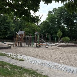 Robinsonspielplatz - Balance ist die halbe Miete