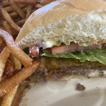 Lei Lei's Bistro - Deluxe burger and fries - Food Trucks Near Me - Honolulu, Hawaii
