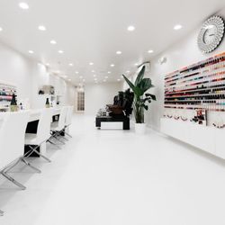 Le Vernis Nail Studio