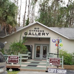 Gallery Entrance on Tamiami Trl