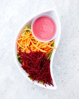 Poke Burri / Lifting Noodles Ramen by null