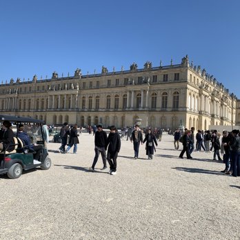 Palace of Versailles - Carts to see the garden - Museums Near Me - Versailles, 78 Palace of Versailles - Carts to see the garden - Museums Near Me - Versailles, 78