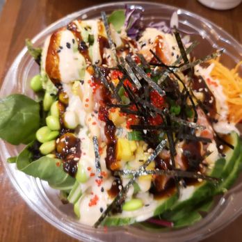 Ahi Poke - a salad in a plastic bowl - Poke Near Me - Montreal, Quebec Ahi Poke - a salad in a plastic bowl - Poke Near Me - Montreal, Quebec