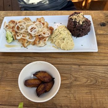 Q  Bola - Cuban Near Me - Round Rock, Texas