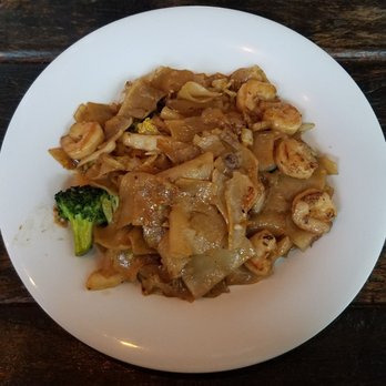 Noodlehead - Pad See Ew with Shrimp - Thai Near Me - Pittsburgh, Pennsylvania