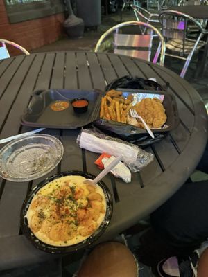 Granny's Fish 'N Grits by null