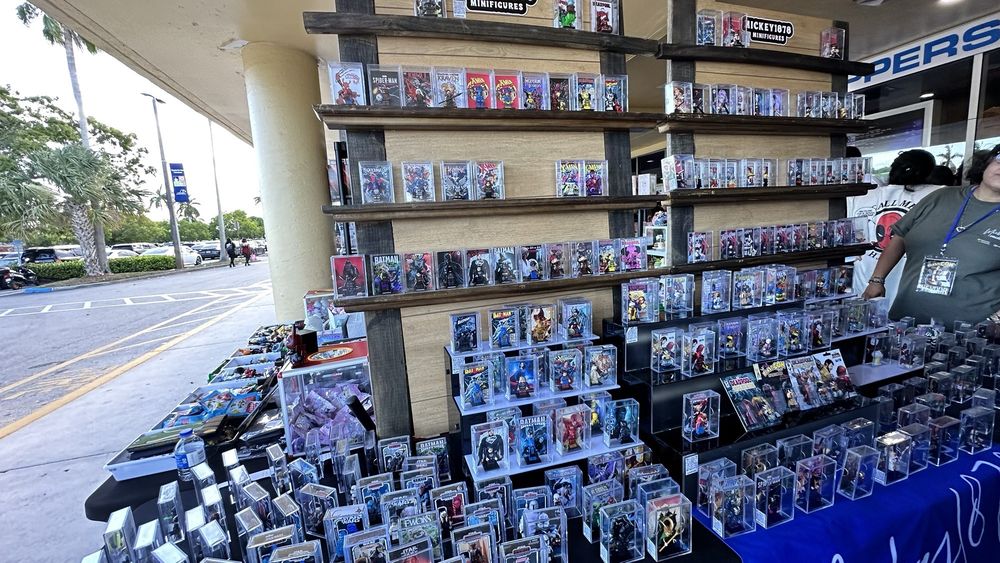 FLIPPERS CINEMA Updated November 2024 70 Photos & 106 Reviews