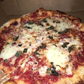 Rollin' Dough - Margherita pizza - Food Trucks Near Me Rollin' Dough - Margherita pizza - Food Trucks Near Me