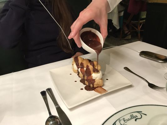 L’Ecailler by null