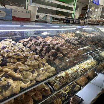 Royal Bagel Bakery - Selection of bakery - Delis Near Me - Germantown, Maryland Royal Bagel Bakery - Selection of bakery - Delis Near Me - Germantown, Maryland