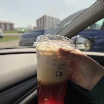 The Roaming Bean - Chocolate Chip Cookie Cold Brew (don't mess up it's name while ordering) - Coffee & Tea Near Me - Pittsburgh, Pennsylvania