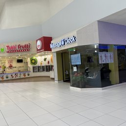 Exterior photo of Fruity froyo - Hayward, California Exterior photo of Fruity froyo - Hayward, California