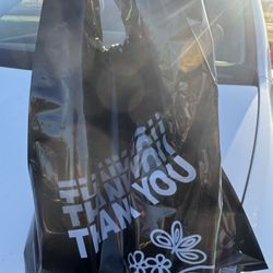 End of the Trail Flagship - Love this bag can't wait to reuse it