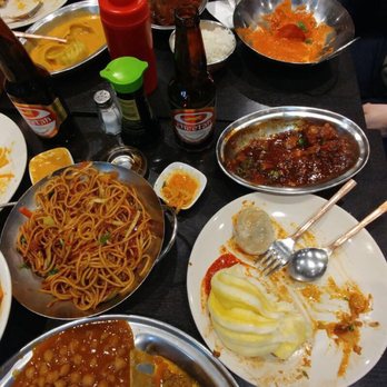 Himalayan Kitchen - Tingmo steamed buns, chow meain, chili cauliflower - Indian Near Me - Toronto, Ontario Himalayan Kitchen - Tingmo steamed buns, chow meain, chili cauliflower - Indian Near Me - Toronto, Ontario