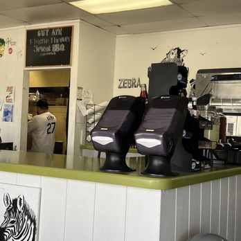 Meester Zebra - Guy Fieri ate here ! - American Near Me - Cathedral City, California