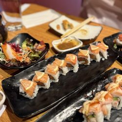 Izakaya Yoki - DOUBLE SALMON