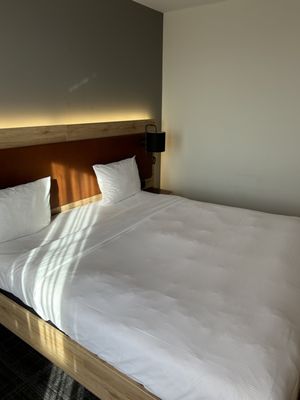 Moxy Berlin Humboldthain Park by null