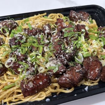 NGHBRS Kitchen - Garlic noodles with Tri-tip steak - Asian Fusion Near Me - Lakewood, California