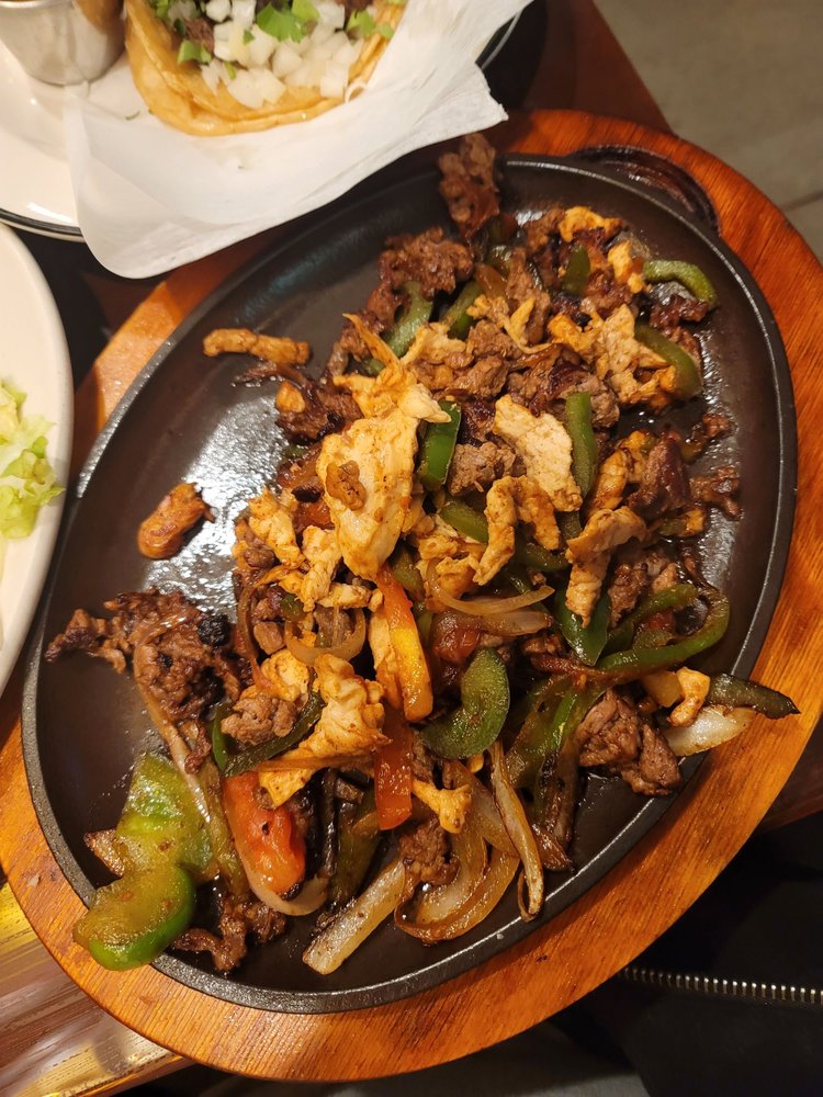 Food from El Taco Veloz