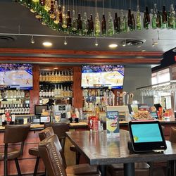 Red Robin Gourmet Burgers and Brews