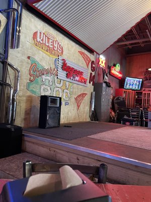 Grease Monkey Burger Shop by null