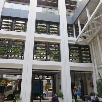 動漫基地 - View from the courtyard of the back of the beautiful modern facade - Landmarks & Historical Buildings Near Me - Hong Kong, HK