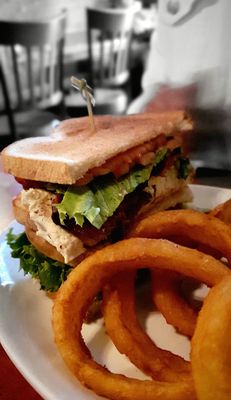 Mary O'Neill's Irish Pub by null
