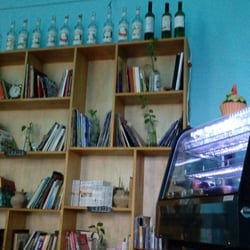 Boogie Café-Librería - Libros!!