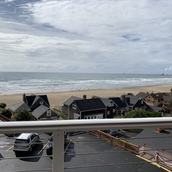 Hallmark Resort & Spa Cannon Beach - The view -room 351 - Resorts Near Me - Cannon Beach, Oregon Hallmark Resort & Spa Cannon Beach - The view -room 351 - Resorts Near Me - Cannon Beach, Oregon