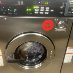 Lavanderia Laundry Mat