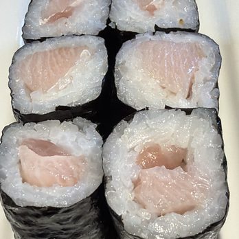 Takumi Sushi - YELLOWTAIL ROLL(6PCS) - Japanese Near Me - Costa Mesa, California Takumi Sushi - YELLOWTAIL ROLL(6PCS) - Japanese Near Me - Costa Mesa, California