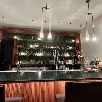 Four Seasons Hotel - Austin - Hotels Near Me - Austin, Texas