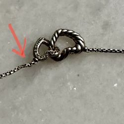 The Gold Spot Jewelers - They did a bad job fixing a broken necklace- botched the item.