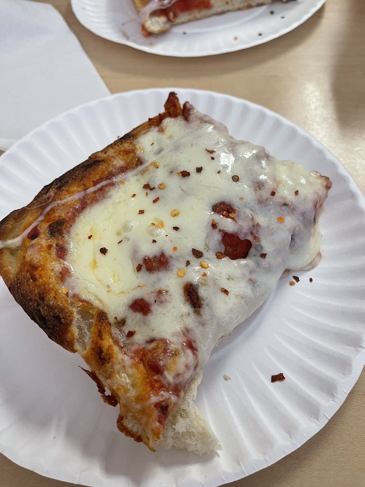 JOE’S FLEETWOOD PIZZERIA 49 Photos & 134 Reviews 9 Broad St W