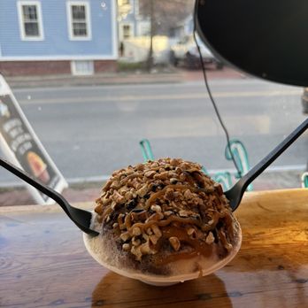 Zephyr Ice - Desserts Near Me - Portland, Maine