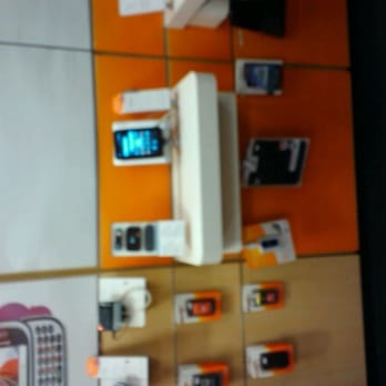 AT&T Store - Mobile Phones Near Me - New York, New York AT&T Store - Mobile Phones Near Me - New York, New York